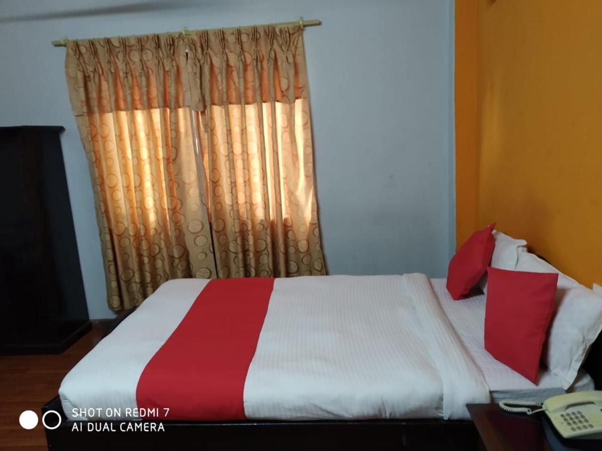 Dream Inn Pokhara Esterno foto